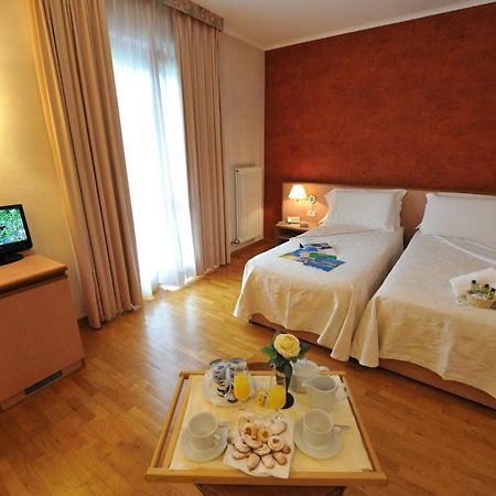 La Rocca Sport & Benessere Шатийон Экстерьер фото