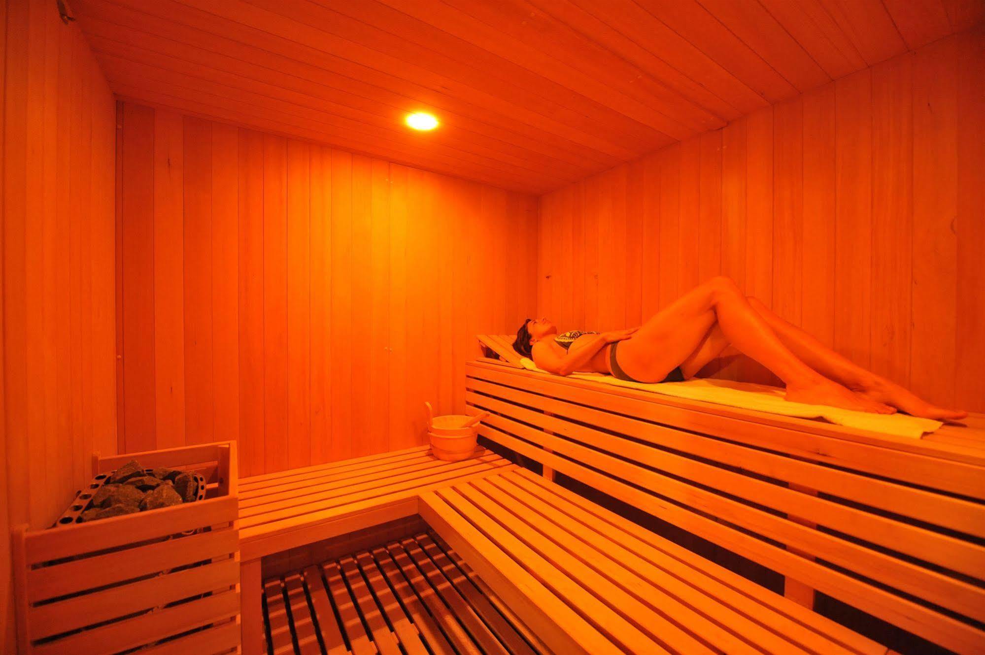 La Rocca Sport & Benessere Шатийон Экстерьер фото